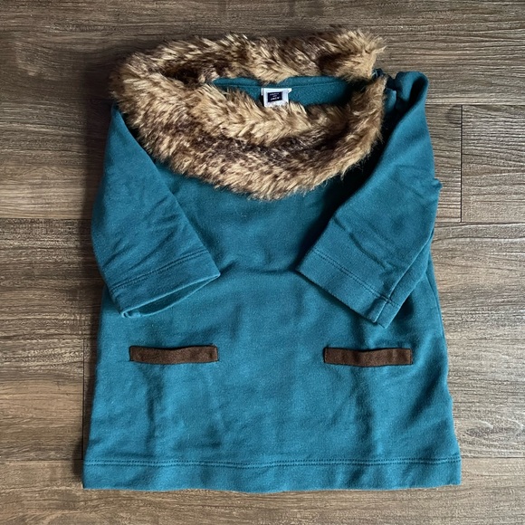 Preloved Janie & Jack Faux Fur Collar Top size 18-24months. - Picture 1 of 1